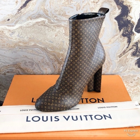 New! Louis Vuitton Silhouette Monogram Ankle Boots - Picture 5 of 9